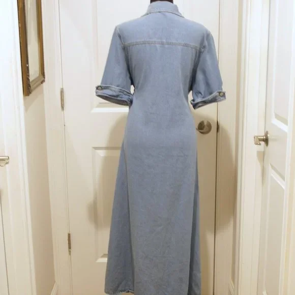 Short Sleeved Light Color Denim Midi Dress - Picture 2 of 2